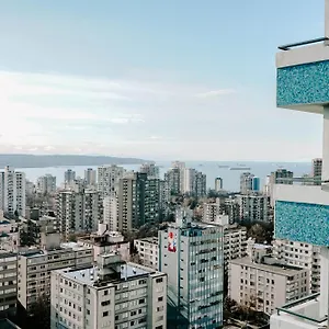 Отель Blue Horizon, Ванкувер